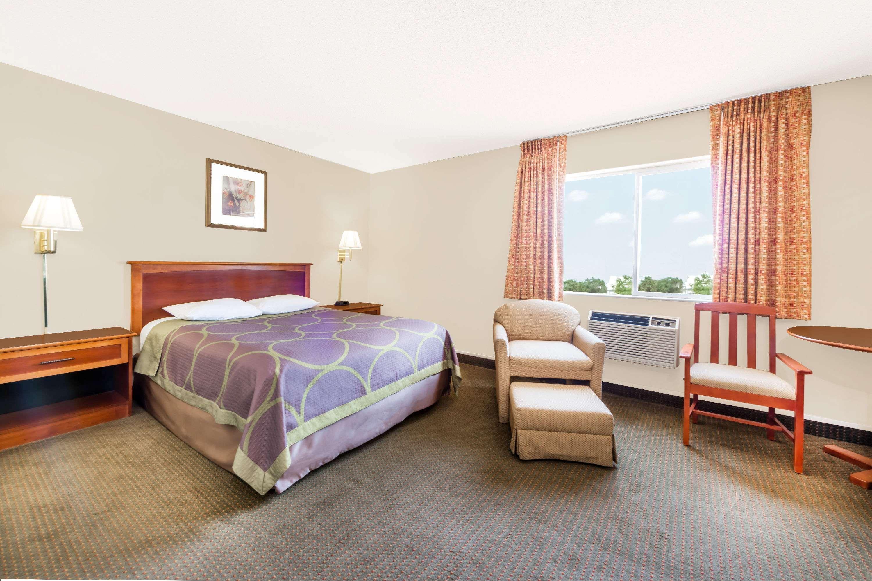 Super 8 By Wyndham Liberal Ks Exterior foto